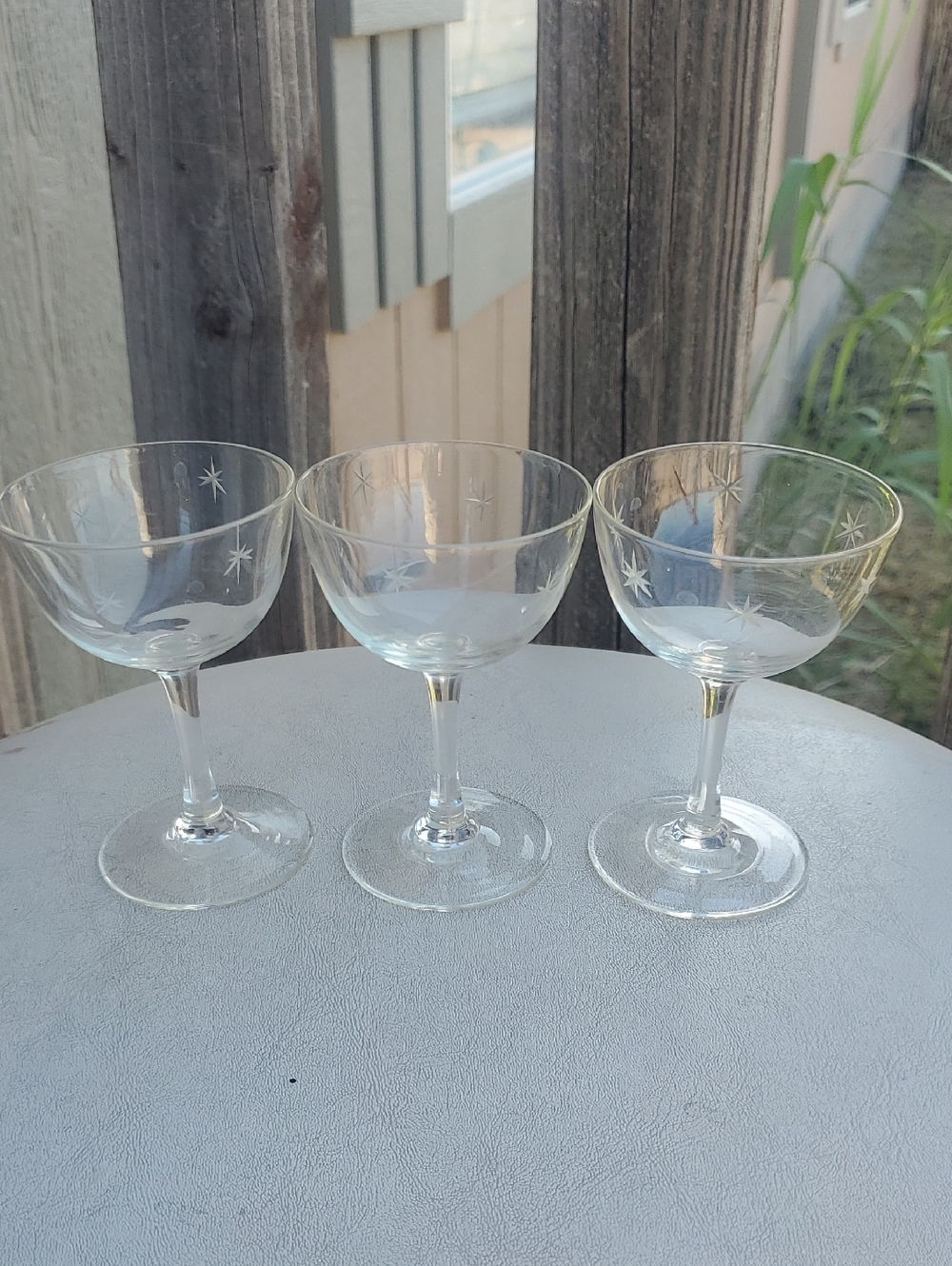 ⭐ Set of 3 Etched Star Coupe Glasses
